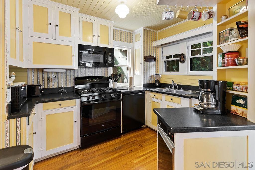 Properties 3 4531 Date Ave