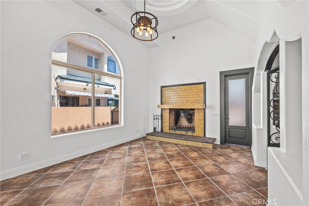 3842 Brookline