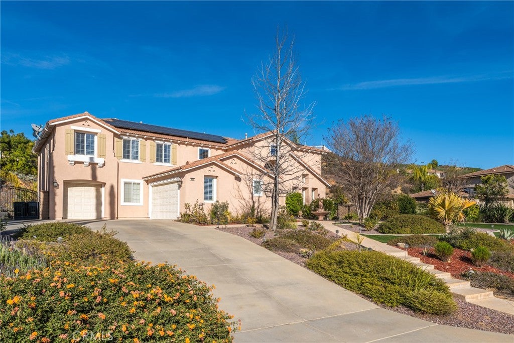 952 Creek View