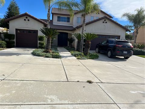 Photo of 7739 CENTRO VISTA Vis, Highland, CA 92346 (MLS # IV26065752)