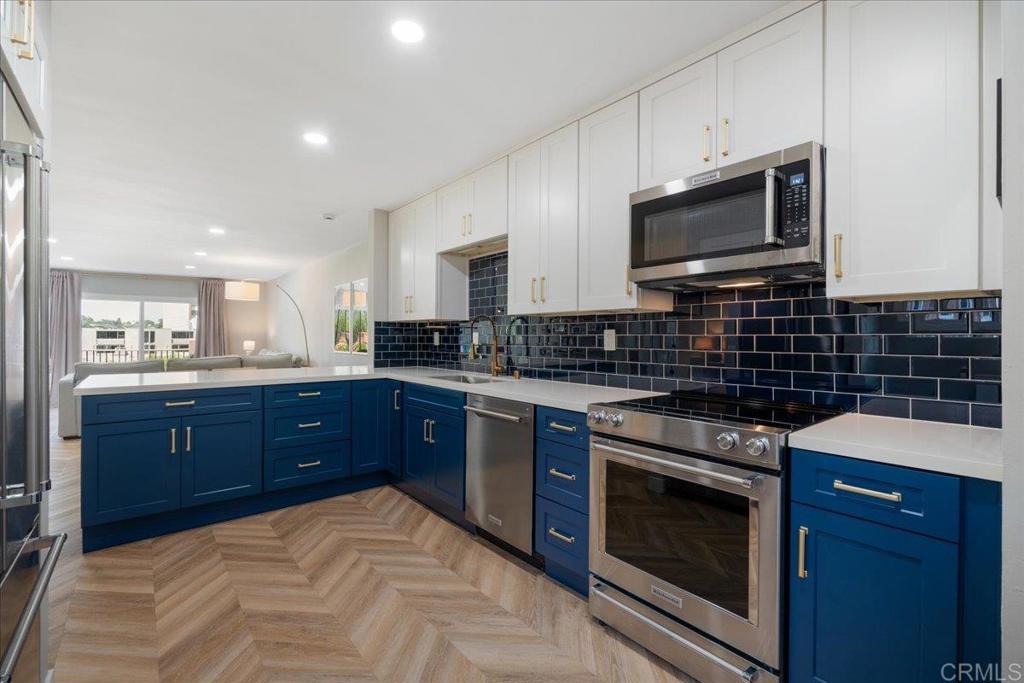 2600 Torrey Pines Road B38