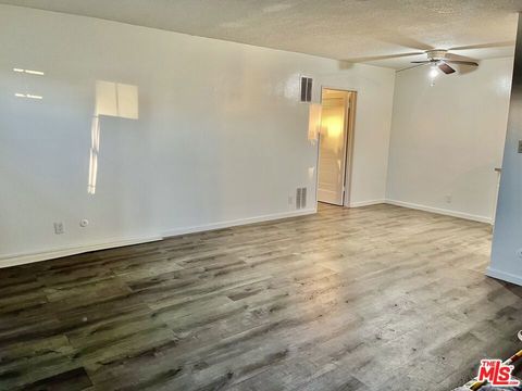 Photo of 4702 W 17th Street #1, Los Angeles, CA 90019 (MLS # 24464481)