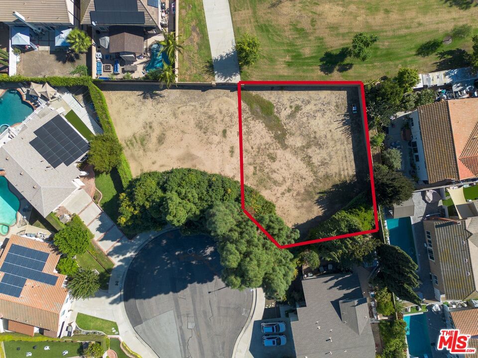 548 Vanderbilt Drive