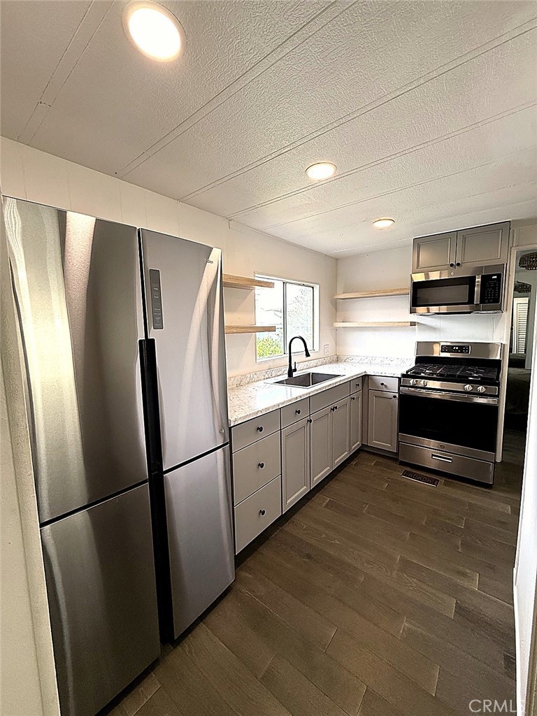 27601 Sun City Boulevard 302