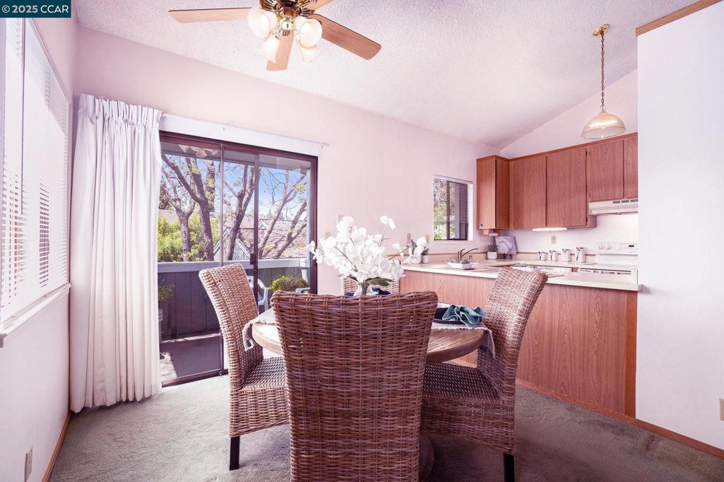 MAYWOOD VILLAGE - Residential