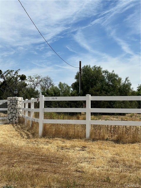Photo of 21520 Gold Valley Rd, Perris, CA 92570 (MLS # IV26082738)