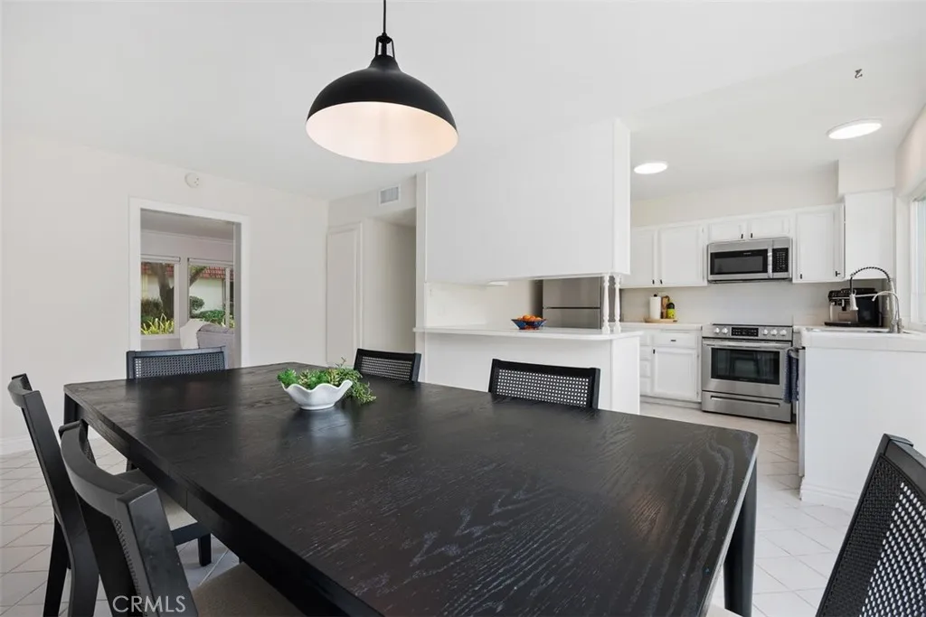 Carlsbad, California 92010, United States, 3 Bedrooms Bedrooms, ,3 BathroomsBathrooms,Residential,Active,150337