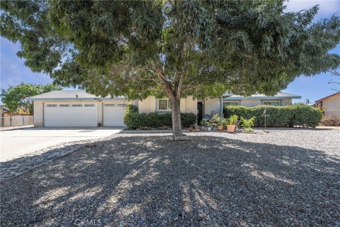 Photo of 15225 Mesa Street, Hesperia, CA 92345 (MLS # IG26208416)