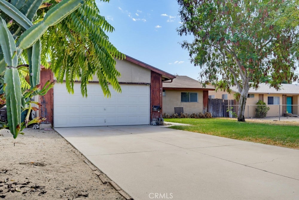 9187 Cypress