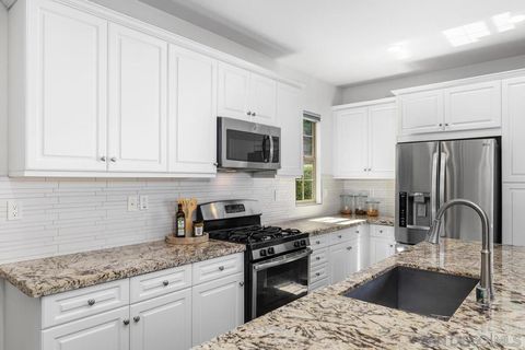 Tiny photo for 309 Ione Way Way, El Cajon, CA 92020 (MLS # 260005350SD)