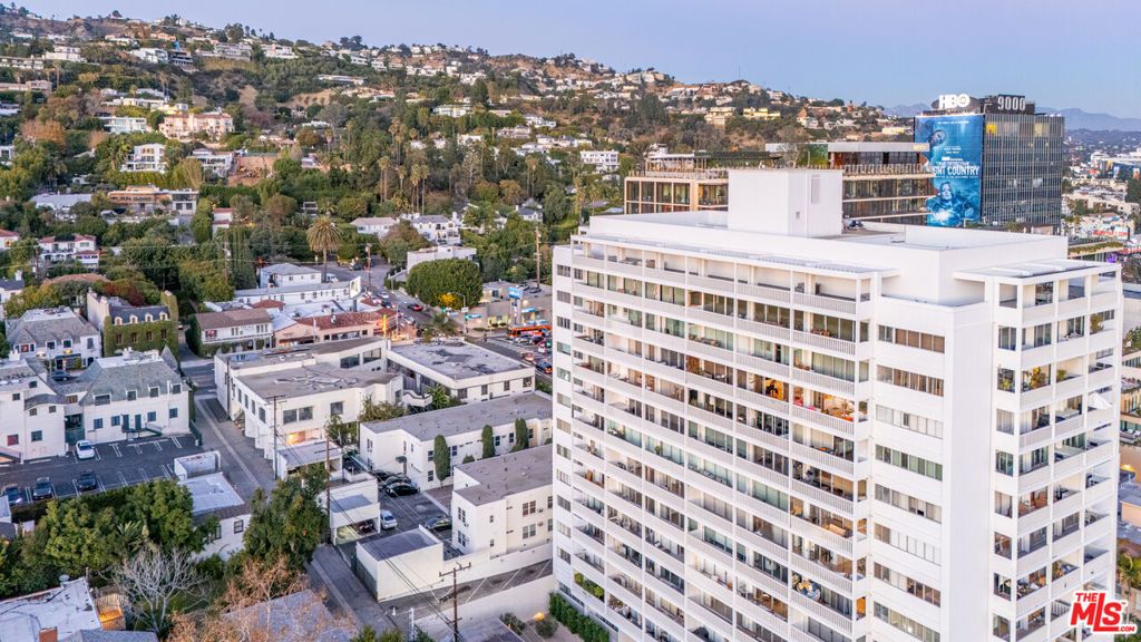 Photo of 999 N Doheny Drive #211, West Hollywood, CA 90069 (MLS # 26634271)