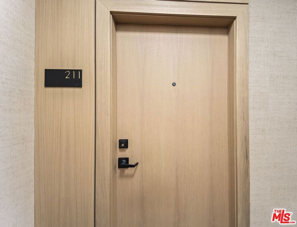 Photo of 999 N Doheny Drive #211, West Hollywood, CA 90069 (MLS # 26634271)