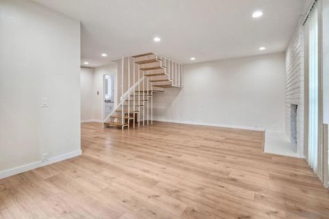 Photo of 10143 Caminito Volar, San Diego, CA 92126 (MLS # 250030222SD)