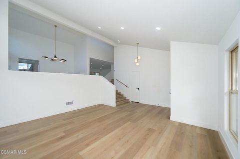 Tiny photo for 278 Spindlewood Avenue, Camarillo, CA 93012 (MLS # 226000878)