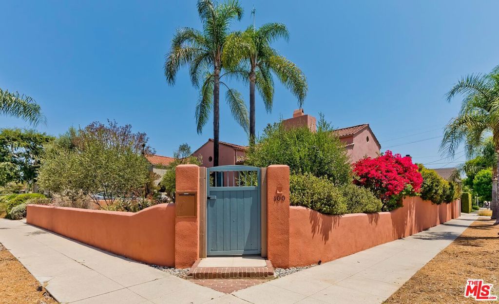 100 N Arden Boulevard