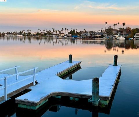 Photo of 4741 Discovery Pt Pt, Discovery Bay, CA 94505 (MLS # 41131107)