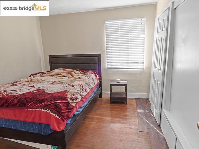 EASTOALAND - Residential Lease