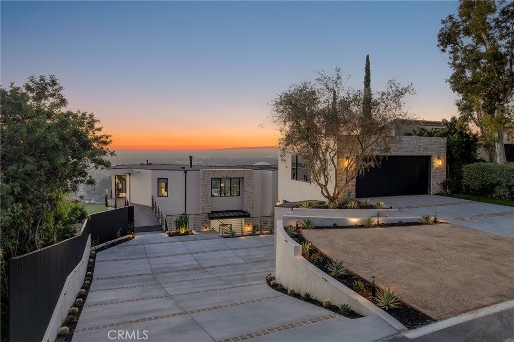 12574 Vista Panorama, North Tustin CA 92705