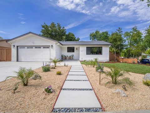Photo of 1631 Fawn Court, Campbell, CA 95008 (MLS # ML82043353)