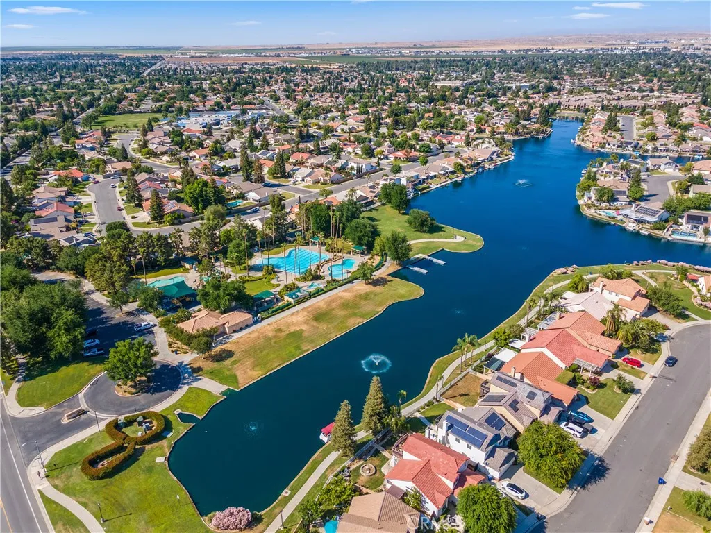 Bakersfield, California 93312, United States, 4 Bedrooms Bedrooms, ,2 BathroomsBathrooms,Residential,Pending,181835