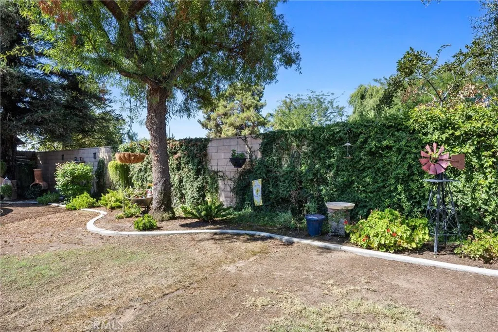 Bakersfield, California 93312, United States, 4 Bedrooms Bedrooms, ,2 BathroomsBathrooms,Residential,Pending,181835