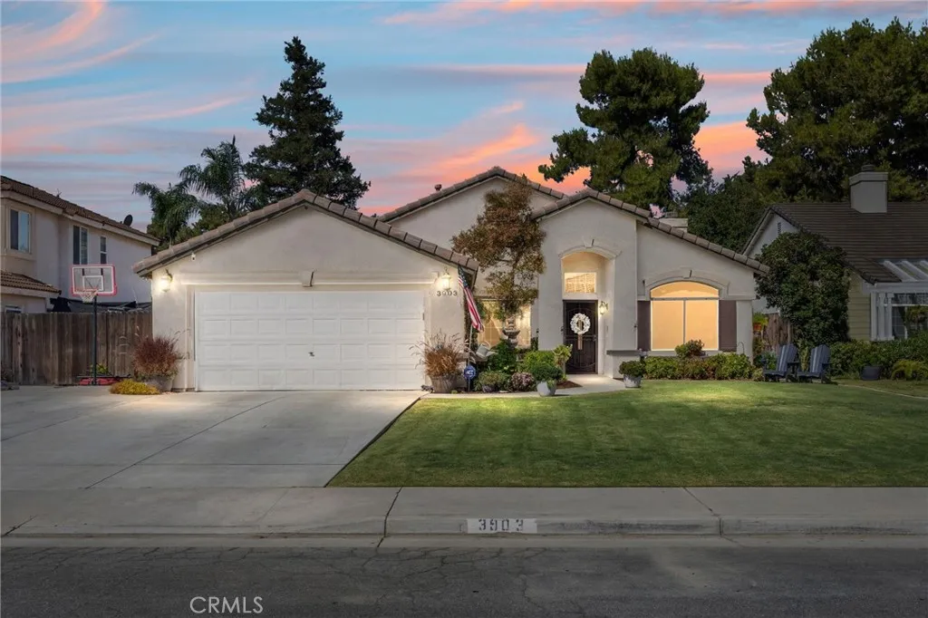 Bakersfield, California 93312, United States, 4 Bedrooms Bedrooms, ,2 BathroomsBathrooms,Residential,Pending,181835