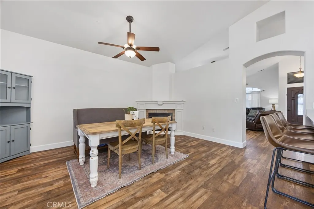 Bakersfield, California 93312, United States, 4 Bedrooms Bedrooms, ,2 BathroomsBathrooms,Residential,Pending,181835