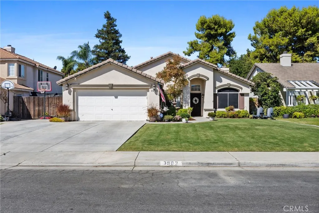 Bakersfield, California 93312, United States, 4 Bedrooms Bedrooms, ,2 BathroomsBathrooms,Residential,Pending,181835