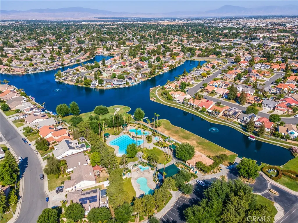 Bakersfield, California 93312, United States, 4 Bedrooms Bedrooms, ,2 BathroomsBathrooms,Residential,Pending,181835