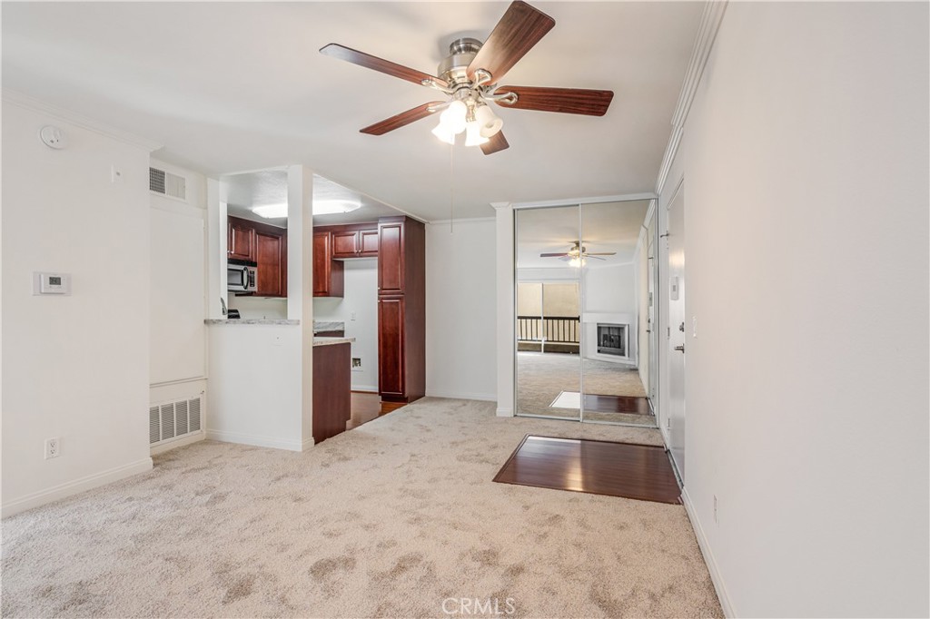 5535 Canoga Avenue 218