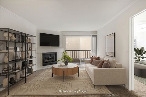 Photo of 5535 Canoga Avenue #218, Woodland Hills, CA 91367 (MLS # SR26046448)