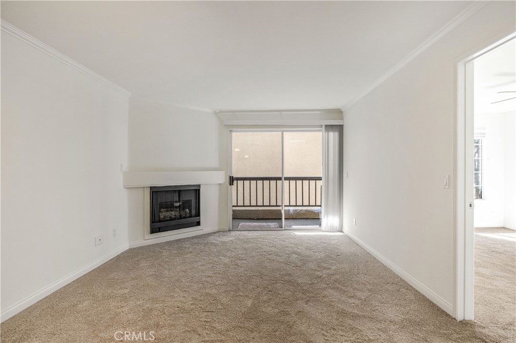 5535 Canoga Avenue 218