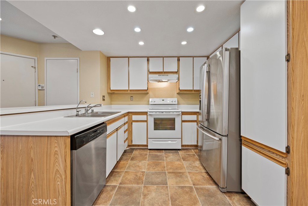 2800 Keller Drive 69