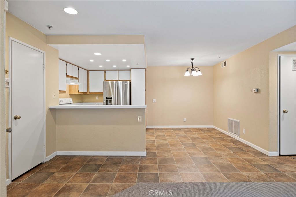 2800 Keller Drive 69