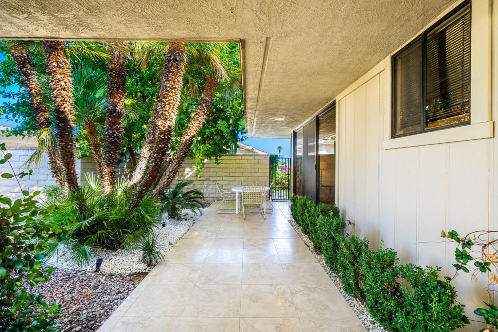 The Springs C.C. - Residential