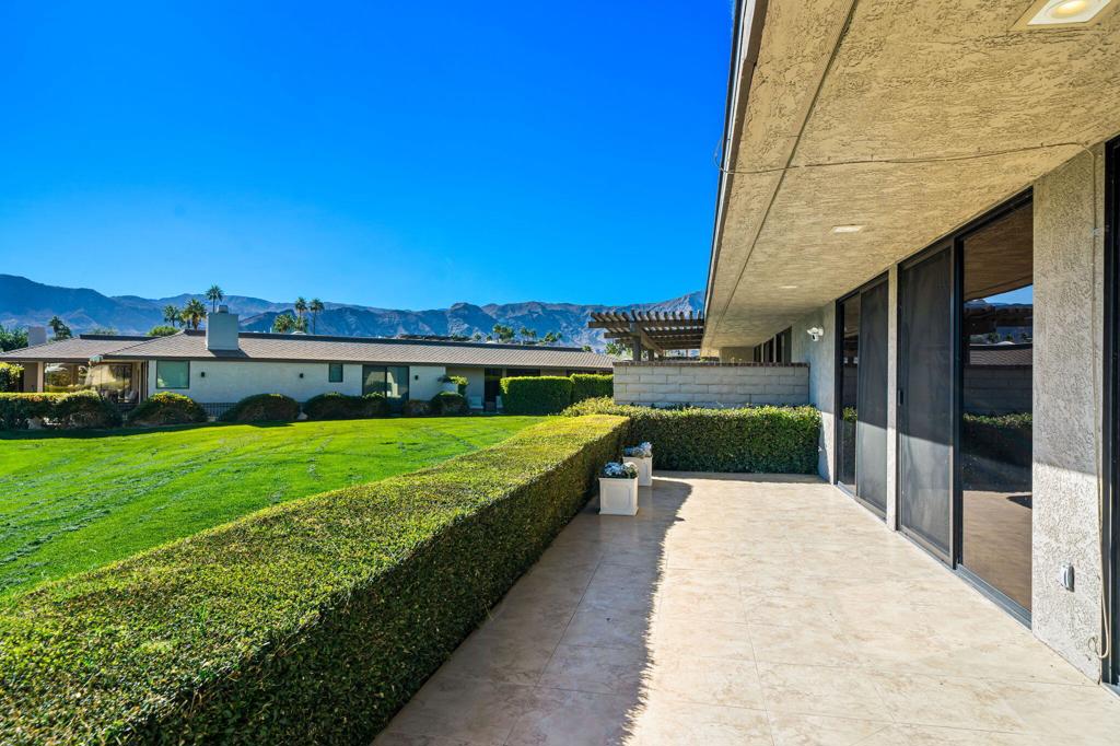 The Springs C.C. - Residential