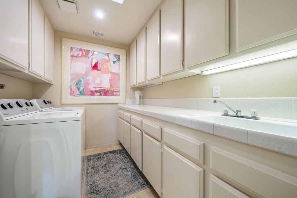 The Springs C.C. - Residential