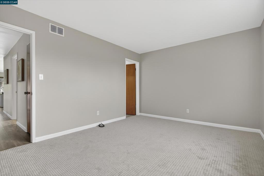 MAY VALLEY - Residential