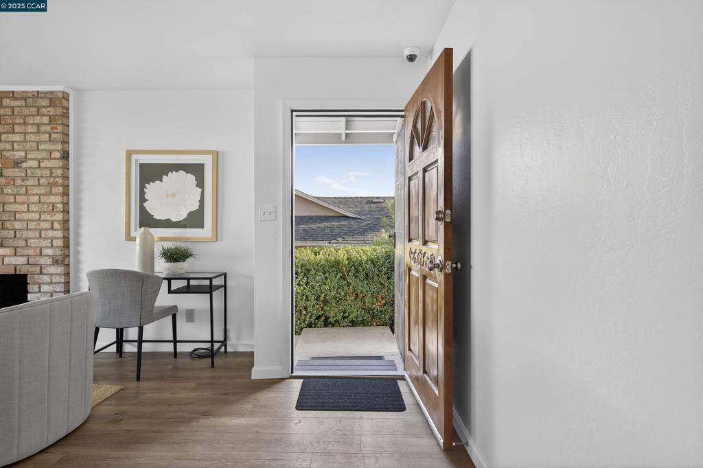 MAY VALLEY - Residential