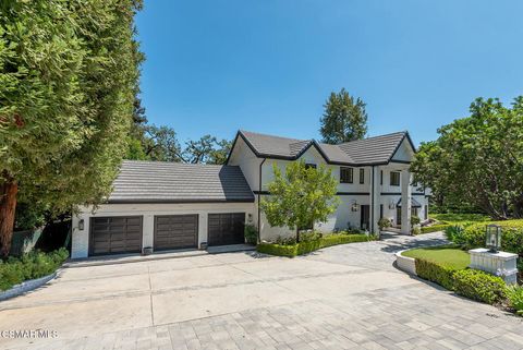 Photo of 1380 Windy Mountain Avenue, Westlake Village, CA 91362 (MLS # 226002626)