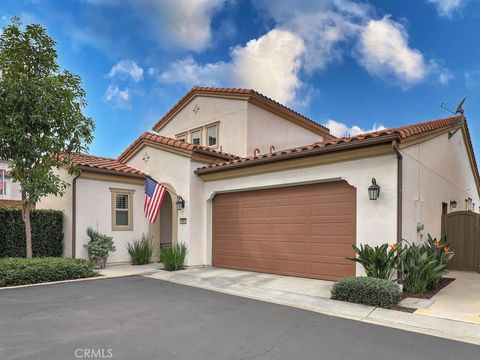 10947 Carrillo Ct. Cypress CA 90720