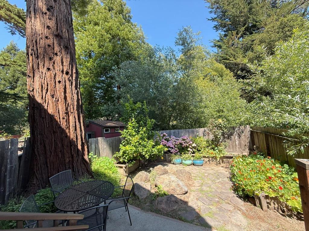 6026 SOQUEL Drive