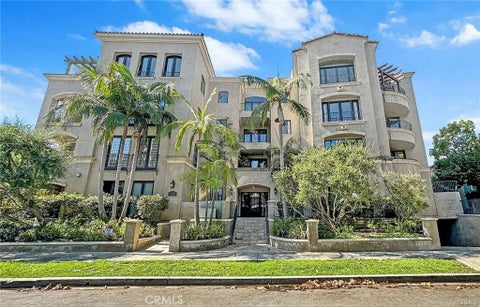 Photo of 12050 Guerin Street #201, Studio City, CA 91604 (MLS # SR26229271)