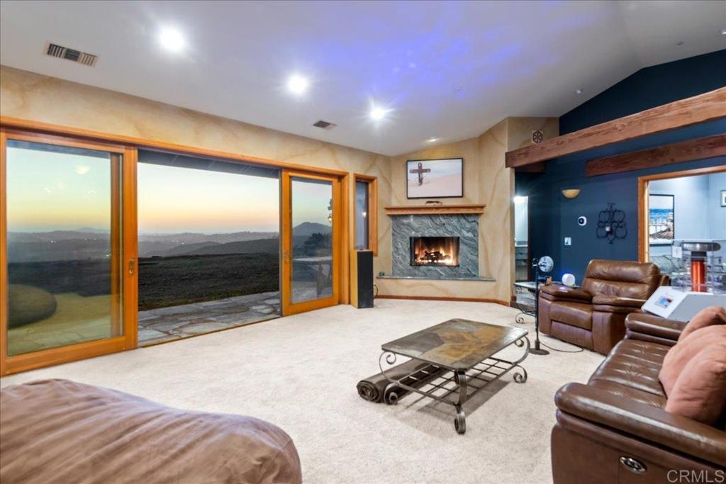 3592 Alta Loma Drive