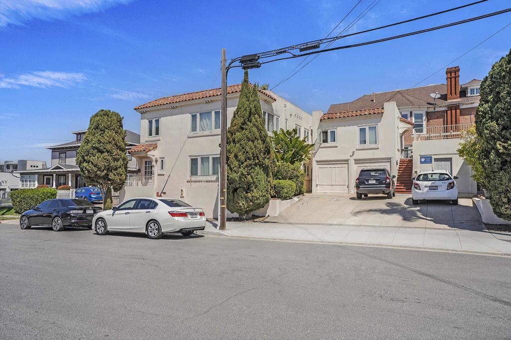 130 Ivy St