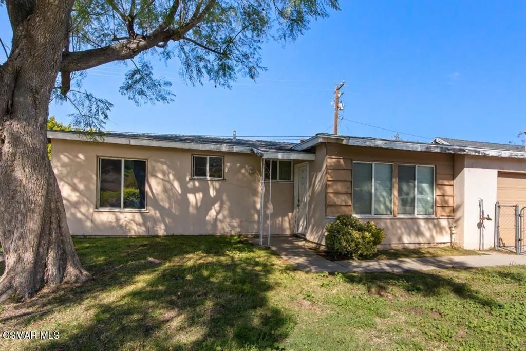 Photo of 6289 Dana Avenue, Simi Valley, CA 93063 (MLS # 226000925)