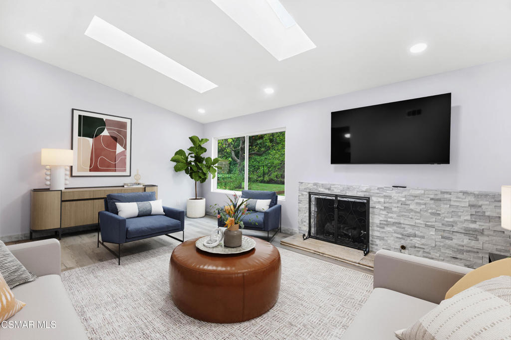 1443 Briarglen Avenue