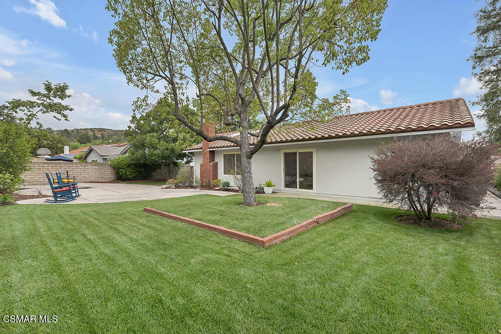 1443 Briarglen Avenue