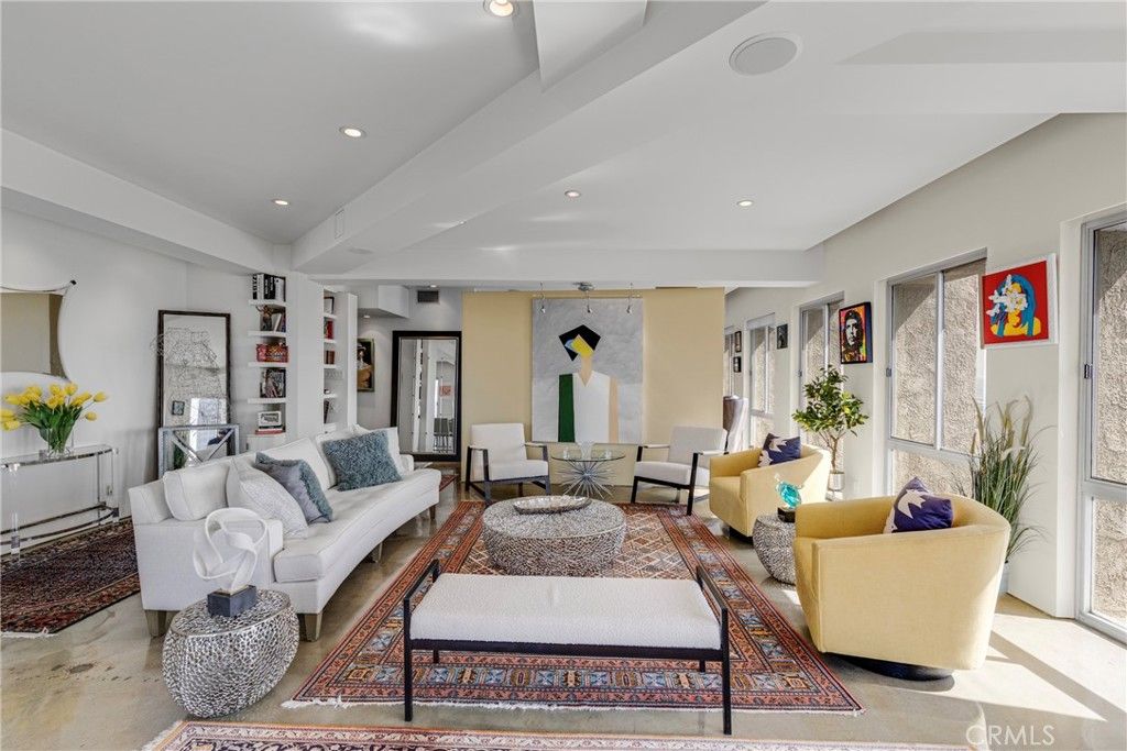 Photo of 800 W 1st St #2305, Los Angeles, CA 90012 (MLS # SR26062186)