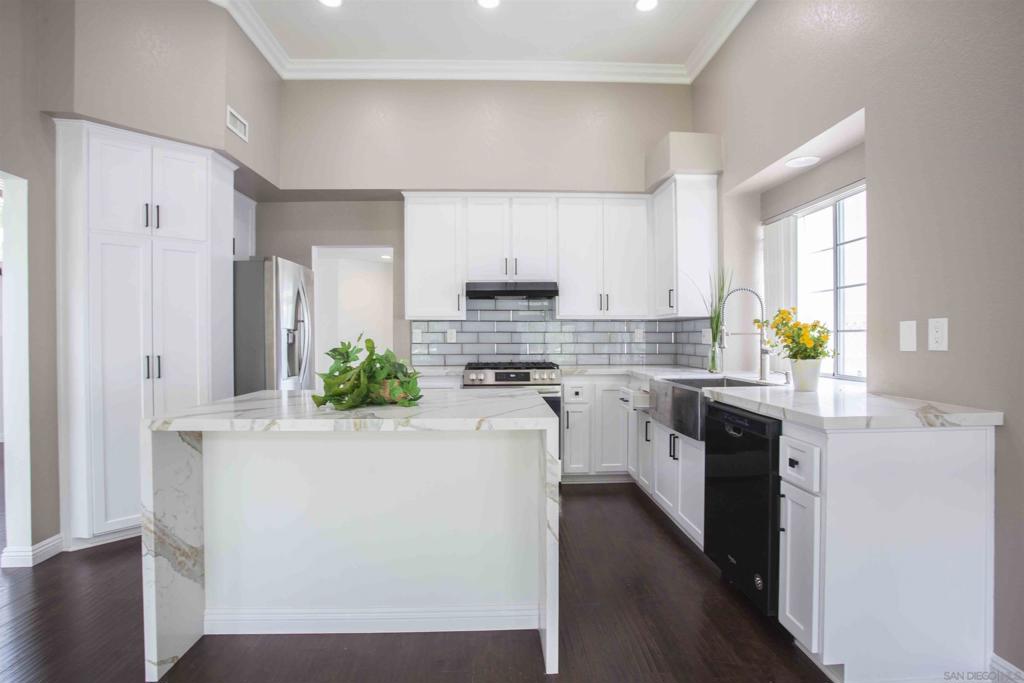 12234 Summerbreeze Ln
